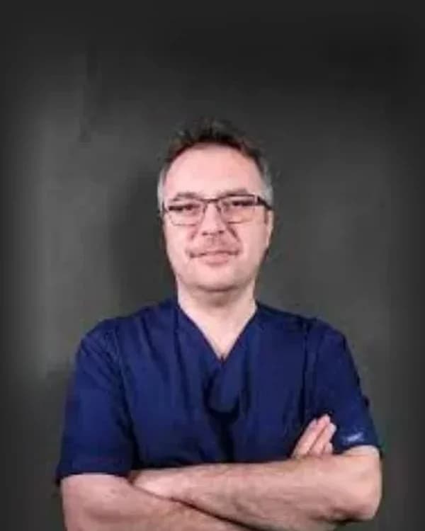 Portrait of Dr. Tarık Pak